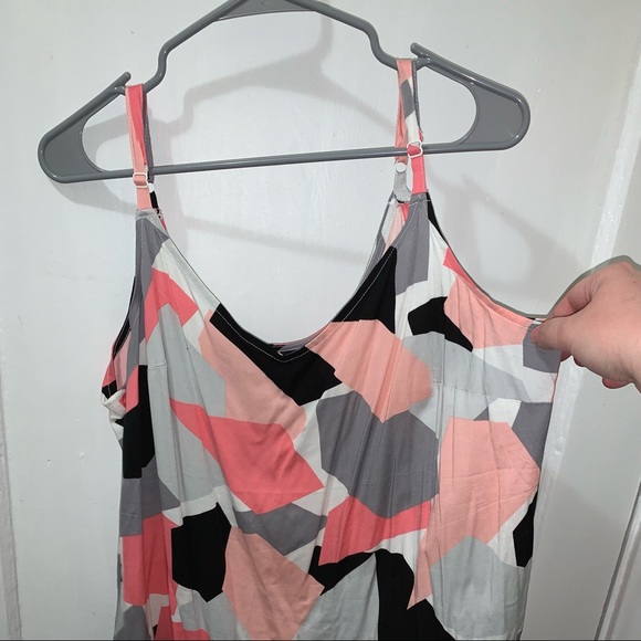 Torrid Tank - Picture 2 of 3